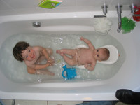 Highlight for Album: Double Bath Time